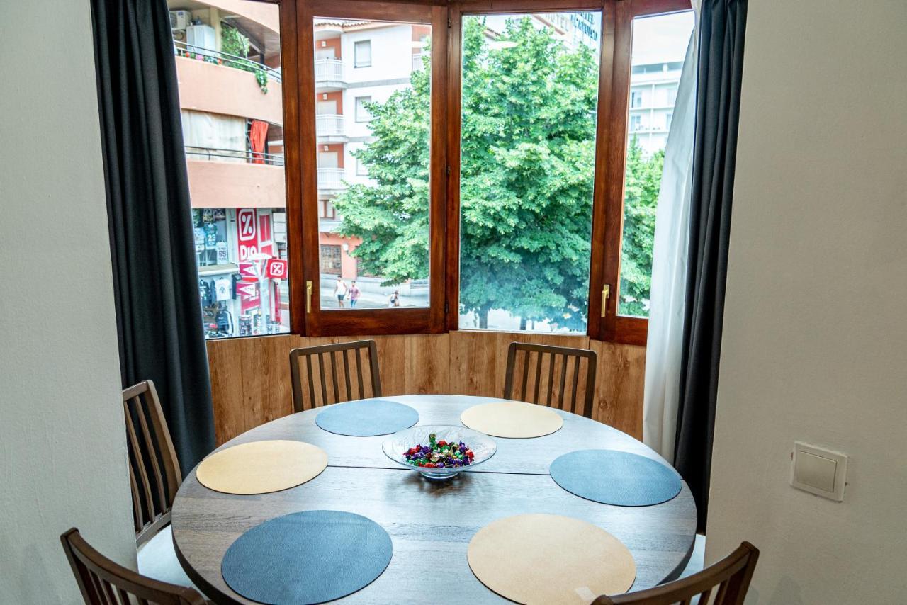 Apartament Central โยเรตเดมาร์ ภายนอก รูปภาพ